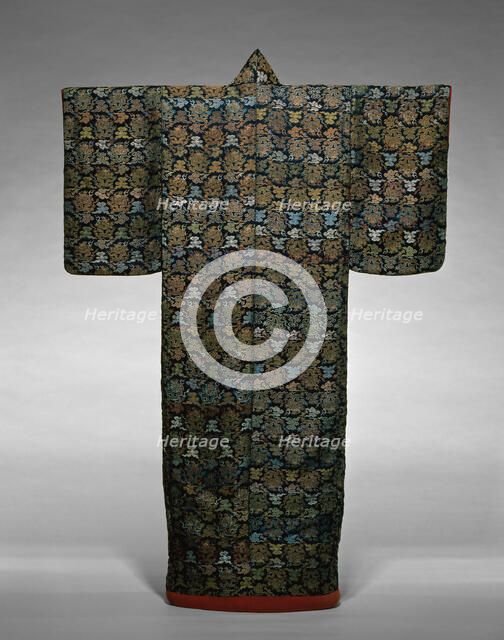 Kosode, Japan, late Edo period (1789-1868)/ Meiji period (1868-1912), 19th century. Creator: Unknown.