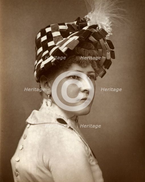 Kate Munroe, actress, 1883. Artist: St James's Photographic Co