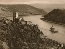 Kaub - Gutenfels, Pfalz Castle in the Rhine 1931. Artist: Kurt Hielscher