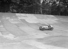 Kay Petre's Austin OHC 744 cc, LCC Relay GP, Brooklands, 26 July 1937. Artist: Bill Brunell