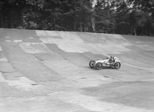 Kay Petre's Austin OHC 744 cc, LCC Relay GP, Brooklands, 26 July 1937. Artist: Bill Brunell