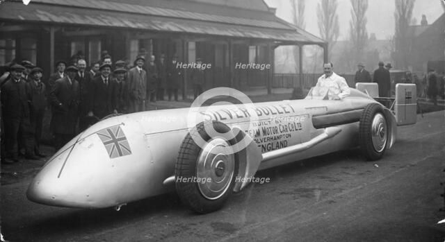 Kaye Don with the Sunbeam Silver Bullet, 1930. Artist: Unknown