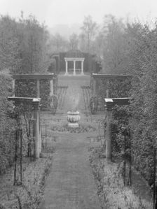Kahn, Otto H., Mr., estate, 1928 Creator: Arnold Genthe