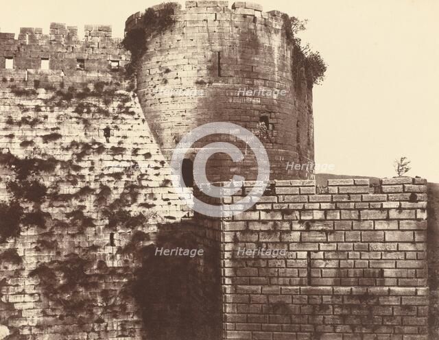 Kalaat-El Hosn, deuxième enceinte, extérieur, midi, 1859/1860. Creator: Louis de Clercq.