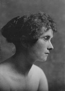 Kander, H., Miss, portrait photograph, 1917. Creator: Arnold Genthe