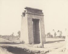 Karnak (Thèbes), Grande Porte du Sud Vue du Point C, 1851-52, printed 1853-54. Creator: Félix Teynard