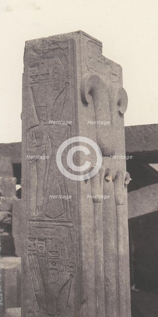 Karnak (Thèbes), Palais - Construction de Granit - Pilier Sculpté, au ..., 1851-52, printed 1853-54. Creator: Félix Teynard.