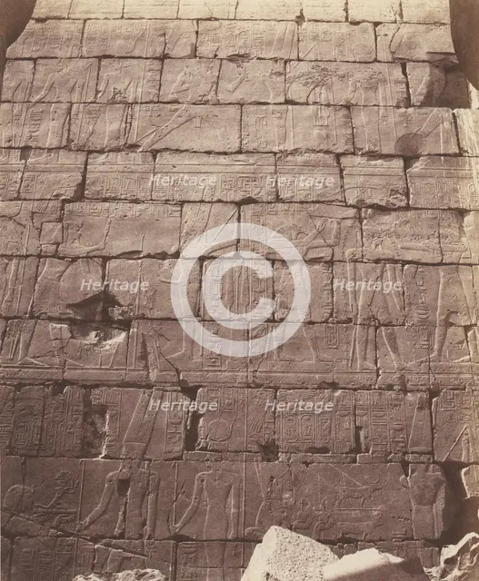 Karnak (Thèbes), Palais - Salle Hypostyle - Décoration de la Paroi Int..., 1851-52, printed 1853-54. Creator: Félix Teynard.