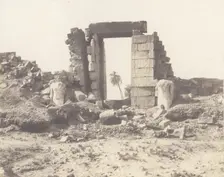 Karnak (Thèbes), Premier Pylône - Ruines de la Porte et des Colosses, ..., 1851-52, printed 1853-54. Creator: Félix Teynard