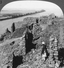Kasr (Qasr) Ibrim and a view down the Nile in Nubia, Egypt 1905.Artist: Underwood & Underwood