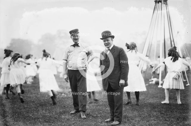 Keeper Snyder [and] Comm. Stover, between c1910 and c1915. Creator: Bain News Service.