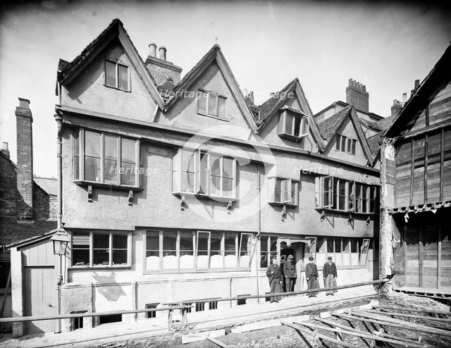 Kemp Hall Police Station, High Street, Oxford, Oxfordshire. Artist: Henry Taunt