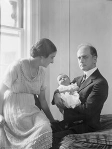 Kennerley, Mr., Mrs. D. Norman, and Norman baby, portrait photograph, 1925 July 22. Creator: Arnold Genthe