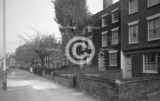 Kennington Lane, Lambeth, London, c1945-1980. Artist: Eric de Maré