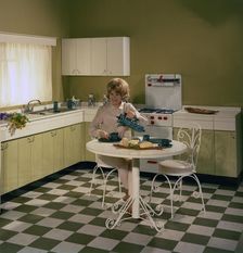 Kitchen scene, Warwick, Warwickshire, 1966. Artist: Michael Walters
