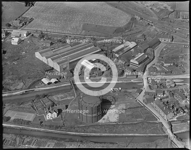 Kidsgrove Gaslight Co Gas Works and the Albion Iron Foundry, Kidsgrove, Staffordshire, c1930s. Creator: Arthur William Hobart.