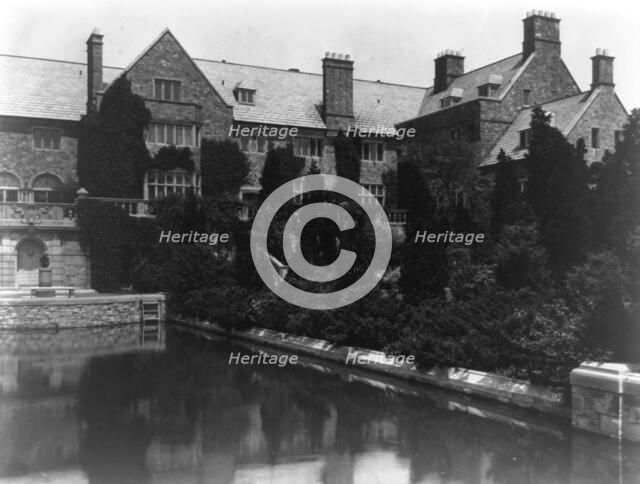 "Killenworth," George Dupont Pratt house, Glen Cove, New York., c1915. Creator: Frances Benjamin Johnston.