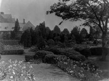"Killenworth," George Dupont Pratt house, Glen Cove, New York, c1918. Creator: Frances Benjamin Johnston