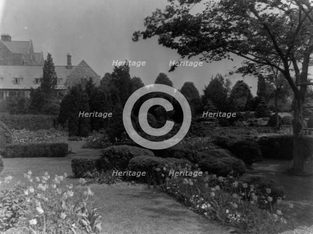 "Killenworth," George Dupont Pratt house, Glen Cove, New York, c1918. Creator: Frances Benjamin Johnston.