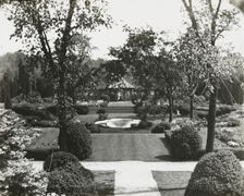 "Killenworth," George Dupont Pratt house, Glen Cove, New York, c1918. Creator: Frances Benjamin Johnston