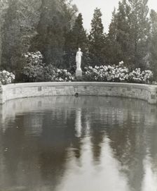 "Killenworth," George Dupont Pratt house, Glen Cove, New York, c1918. Creator: Frances Benjamin Johnston