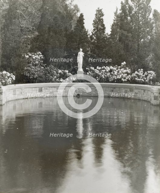 "Killenworth," George Dupont Pratt house, Glen Cove, New York, c1918. Creator: Frances Benjamin Johnston.