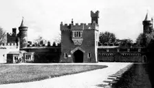 Killyleagh Castle courtyard, Killyleagh, County Down, Northern Island, early 20th century