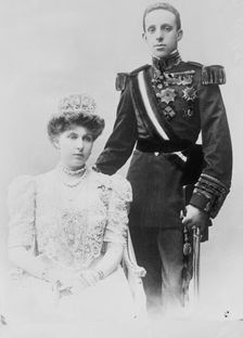King and Queen of Spain, 1910. Creator: Bain News Service