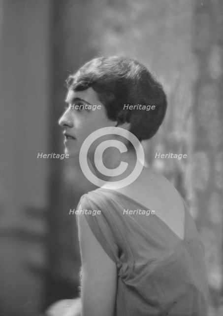 King, G., Miss, portrait photograph, 1915 Apr. 24. Creator: Arnold Genthe.