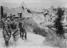 King Geo. views Peronne, 13 Jul 1917. Creator: Bain News Service