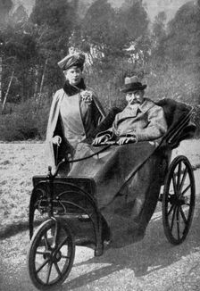 King George V and Queen Mary at Craigwell House, Aldwick, near Bognor Regis, c1930s (1936)