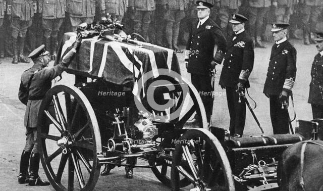 King George V places a wreath on the coffin of an unknown soldier, Whitehall, London, c1930s. Artist: Unknown