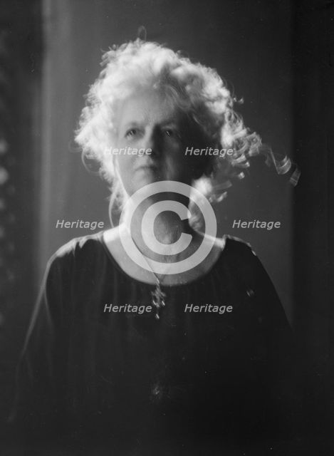 King, Grace, Miss, portrait photograph, 1924 May 13. Creator: Arnold Genthe.