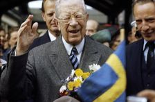 King Gustaf VI Adolf of Sweden arrives in Helsingborg, Scania, 1973