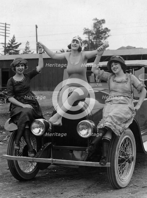 Kissel 6 circa 1922 Artist: Unknown.