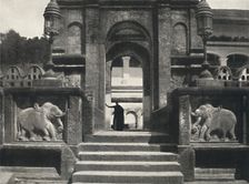 Kloster im Tempeldes Heiligen Zahnes (Dalada Maligawa Vihara), Kandy 1926