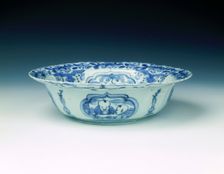 Kraak blue and white klapmuts bowl with pagoda and seascape, late Ming dynasty, China, c1610