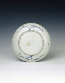 Kraak dish with birds on bare branches, Ming dynasty, China, c1580-1600. Creator: Unknown