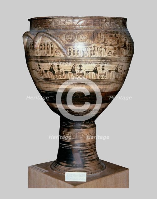 Krater by painter Hirschfeld with funerary scene of the geometric period.