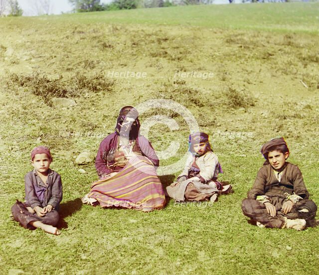 Kurd woman with children [Artvin], between 1905 and 1915. Creator: Sergey Mikhaylovich Prokudin-Gorsky.