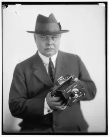 H & E photographer, between 1910 and 1920. Creator: Harris & Ewing
