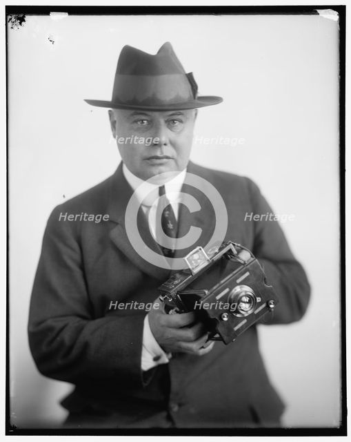 H & E photographer, between 1910 and 1920. Creator: Harris & Ewing.