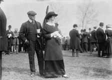 H.K. Vingut & wife, 1914. Creator: Bain News Service