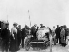 Hotchkiss, Le Blon at 1904 Ostend Speed Trials. Creator: Unknown