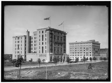 Hotel Continental, between 1913 and 1917. Creator: Harris & Ewing