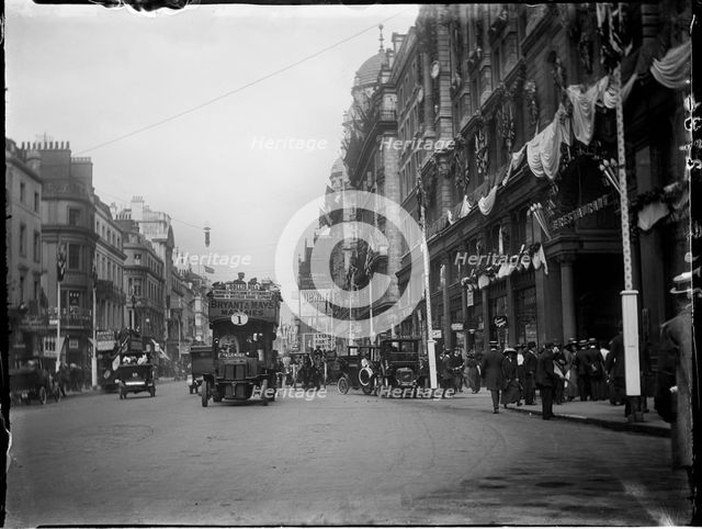Hotel Cecil, The Strand, City of Westminster, London, 1911. Creator: Katherine Jean Macfee.