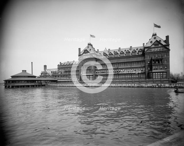 Hotel Chamberlin, Old Point Comfort, Va., 1902. Creator: Unknown.