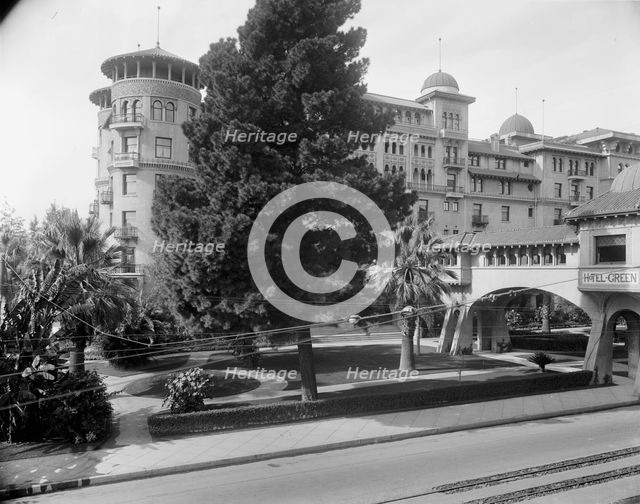 Hotel Green, west building, Pasadena, Calif., between 1900 and 1920. Creator: Unknown.