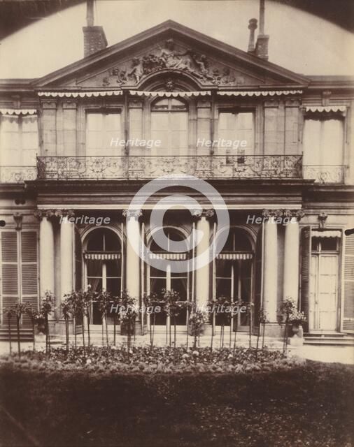 Hotel d'Argenson, rue de Grenelle 101, 1907-1908. Creator: Eugene Atget.