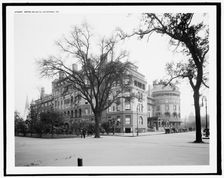 Hotel De Soto, Savannah, Ga., between 1910 and 1920. Creator: Unknown